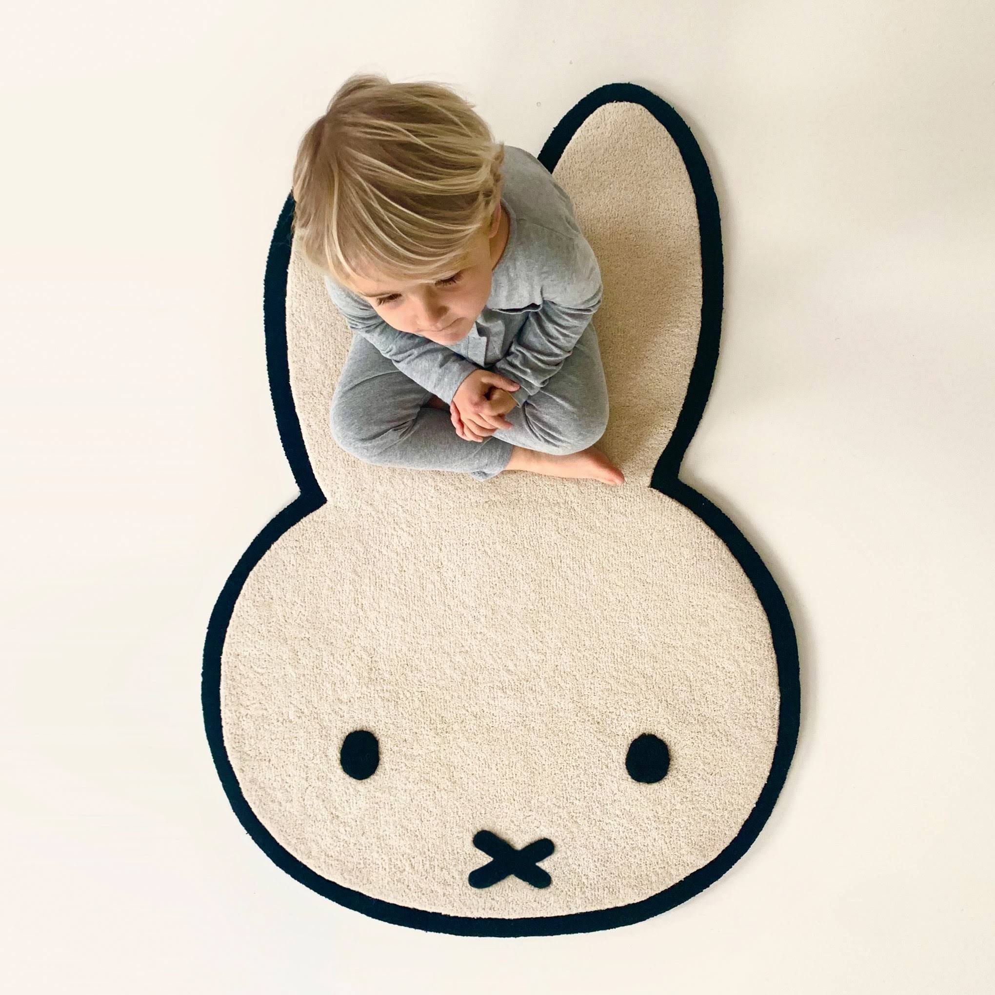 Miffy &amp; Friends Wool Rug - White