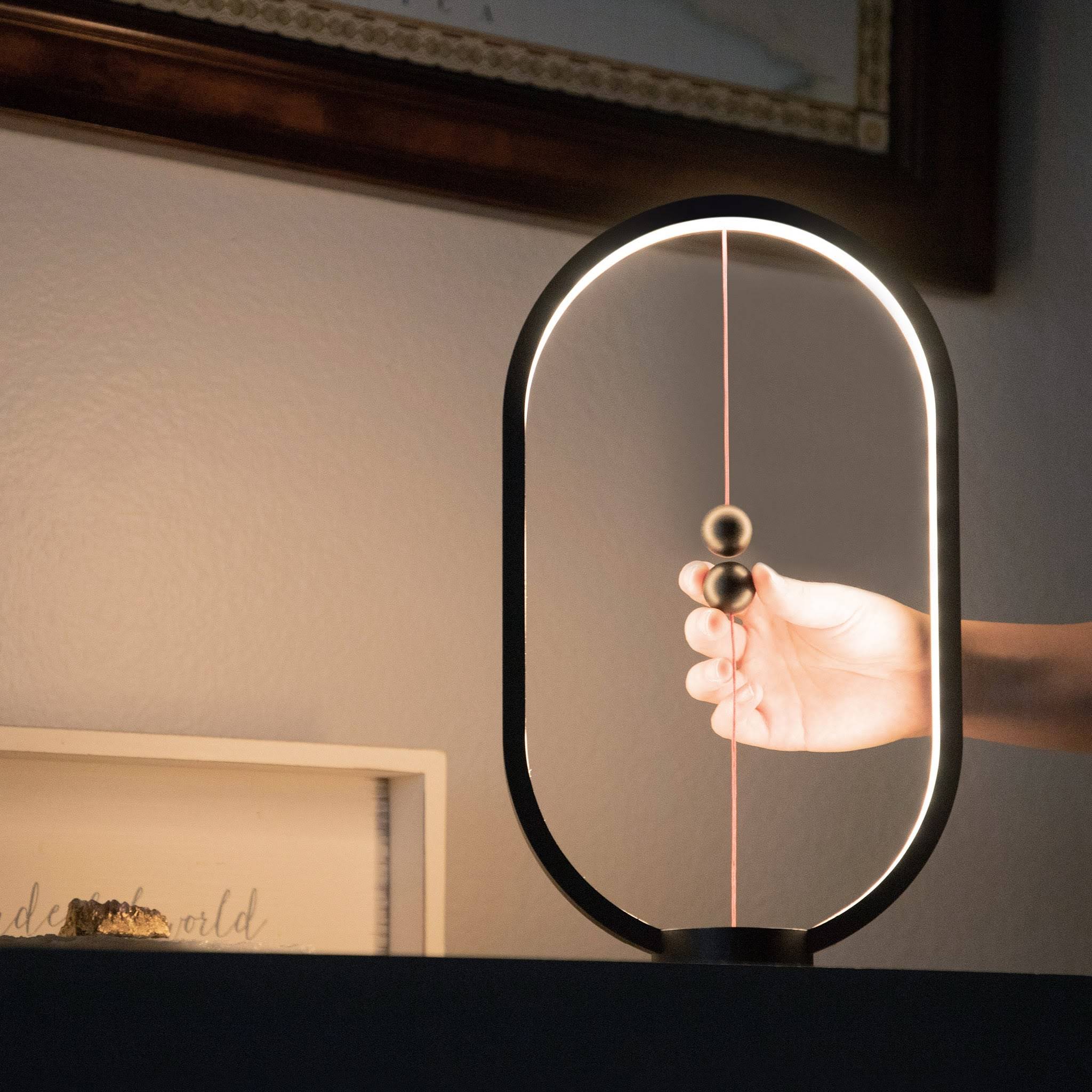 Heng Balance Lamp - Light Wood