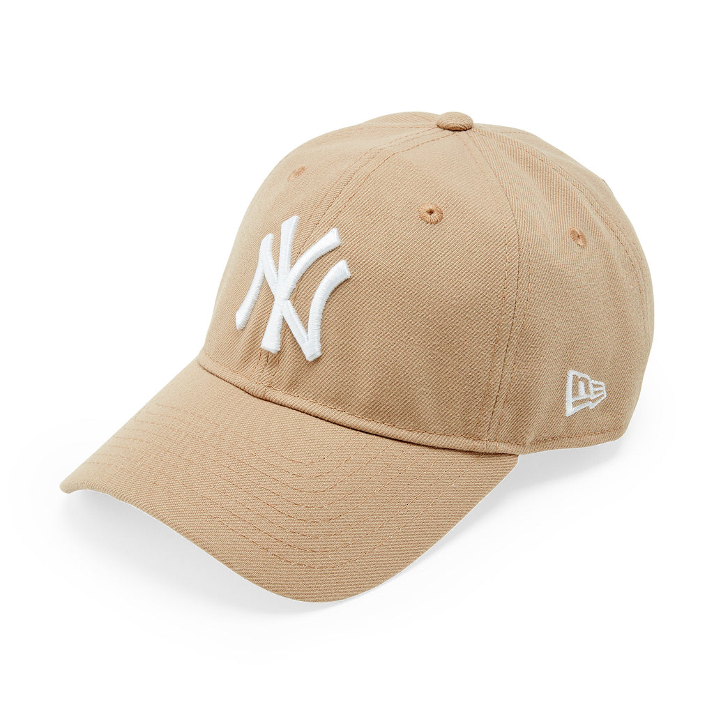 MoMA NY Yankees Adjustable Baseball Cap - Camel