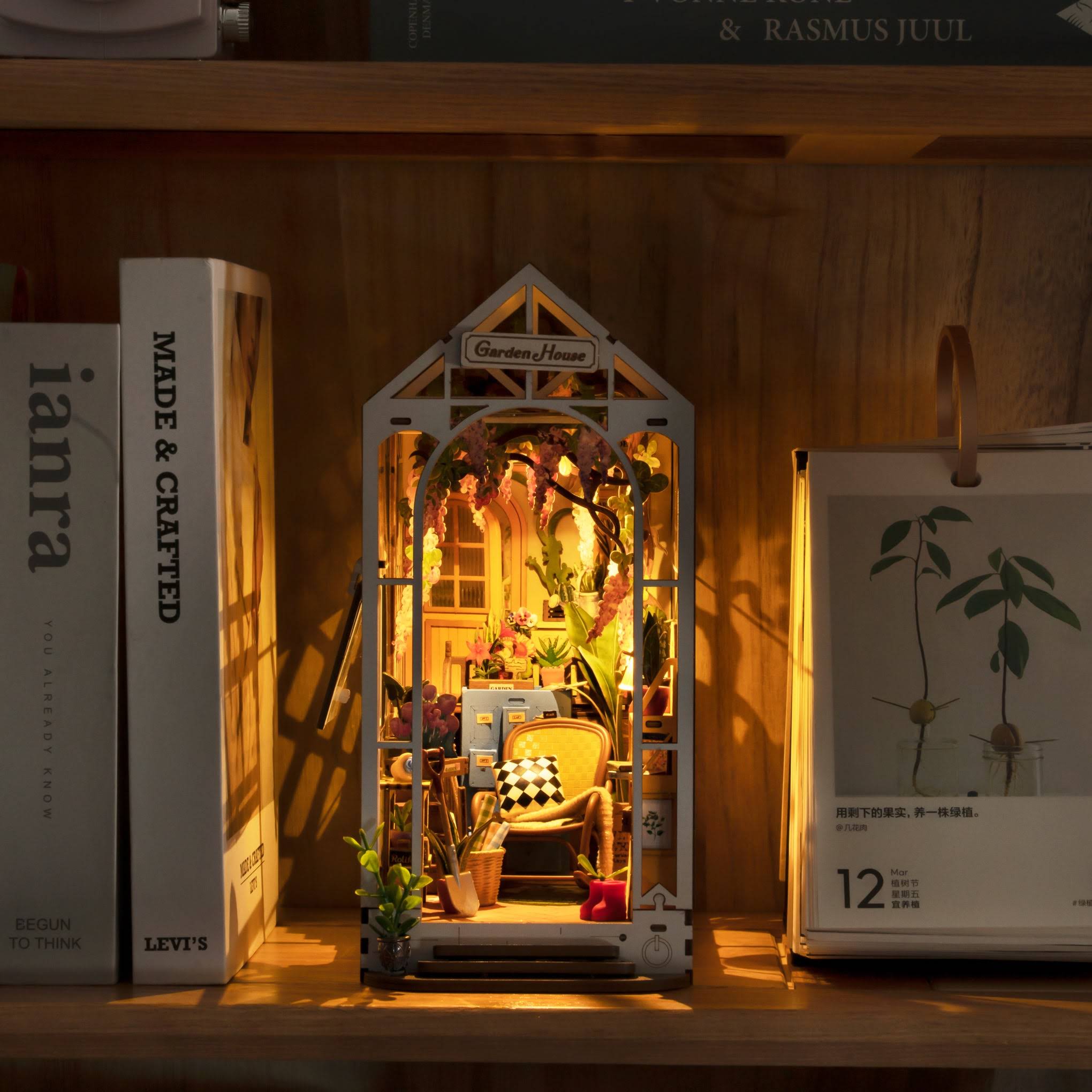 Rolife DIY Miniature House Kit - Garden