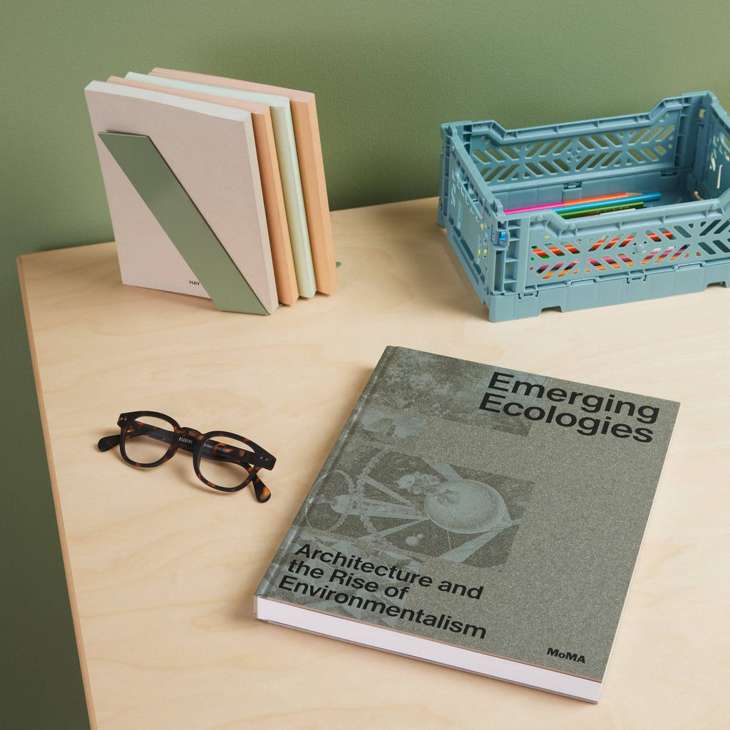 Emerging Ecologies: Architecture and the Rise of Environmentalism - Hardcover
