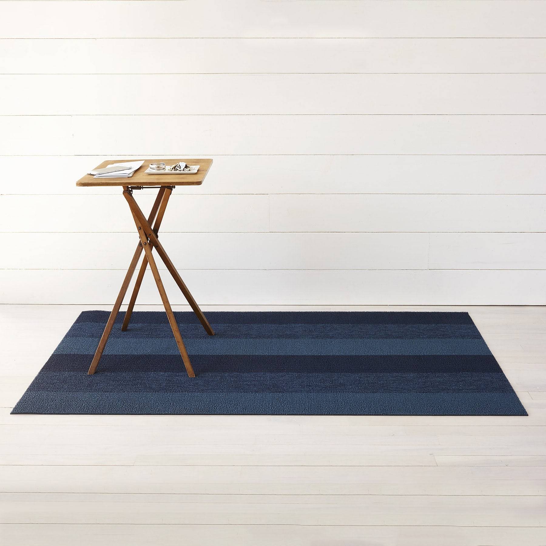 Chilewich Marbled Stripe Shag Floormat - Bay Blue