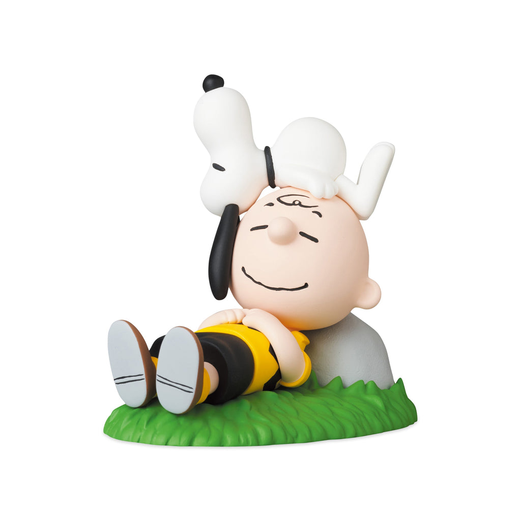 Snoopy &amp; Peanuts Collectible Figure - Napping Charlie Brown &amp; Snoopy