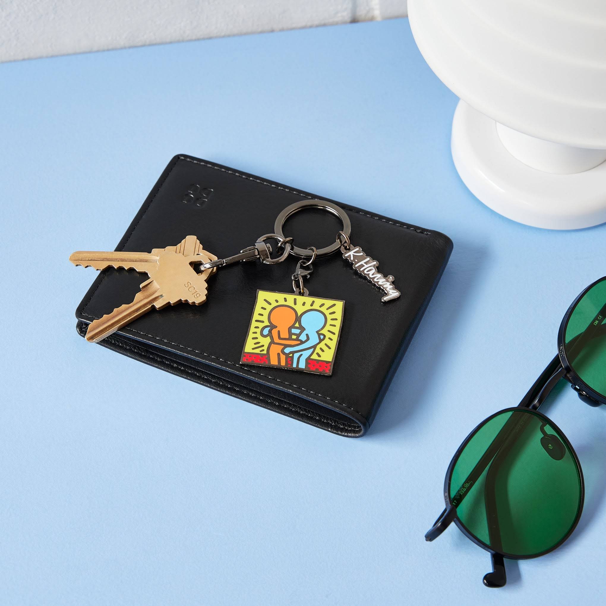 Keith Haring Keyring - Friends