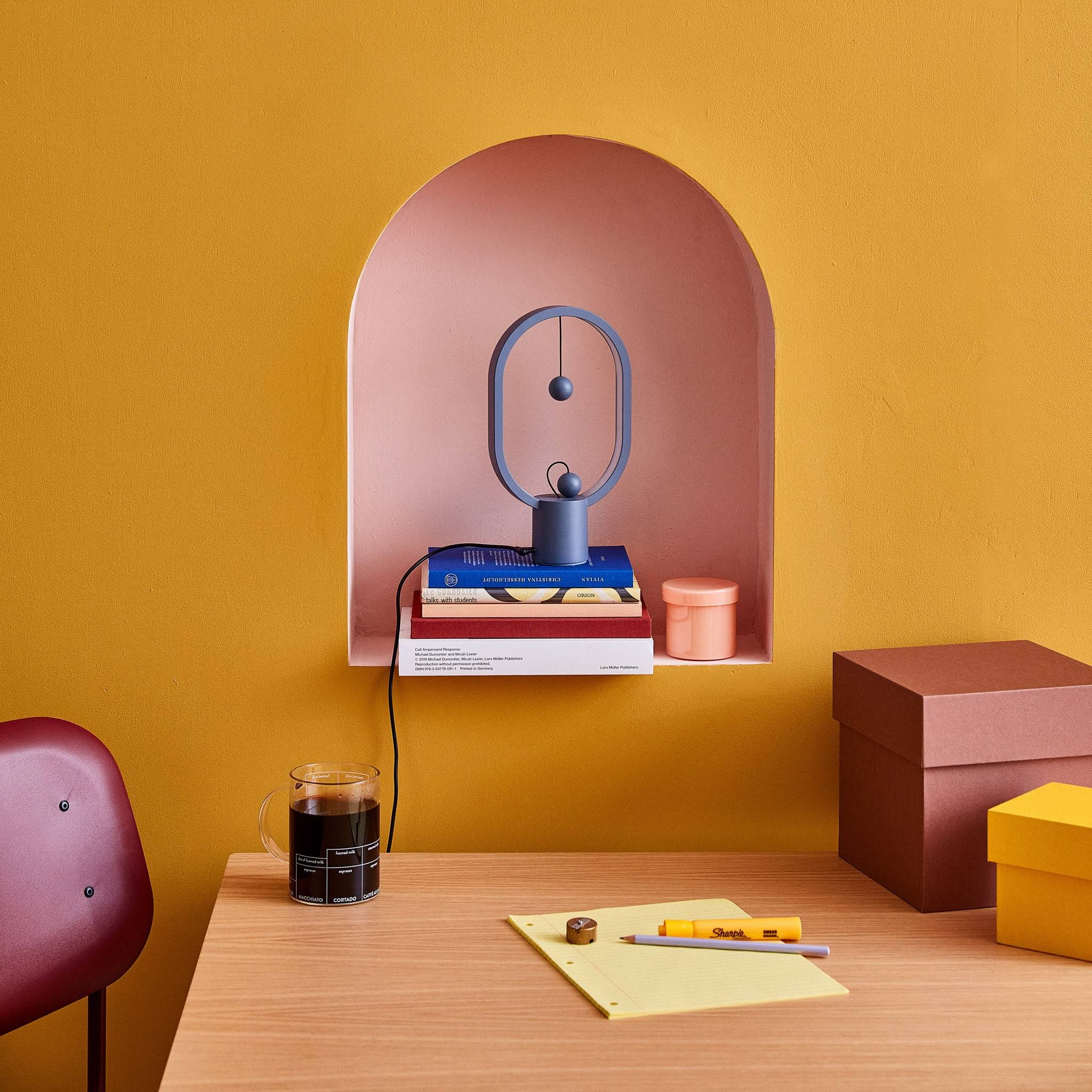 Heng Balance Lamp - Light Wood