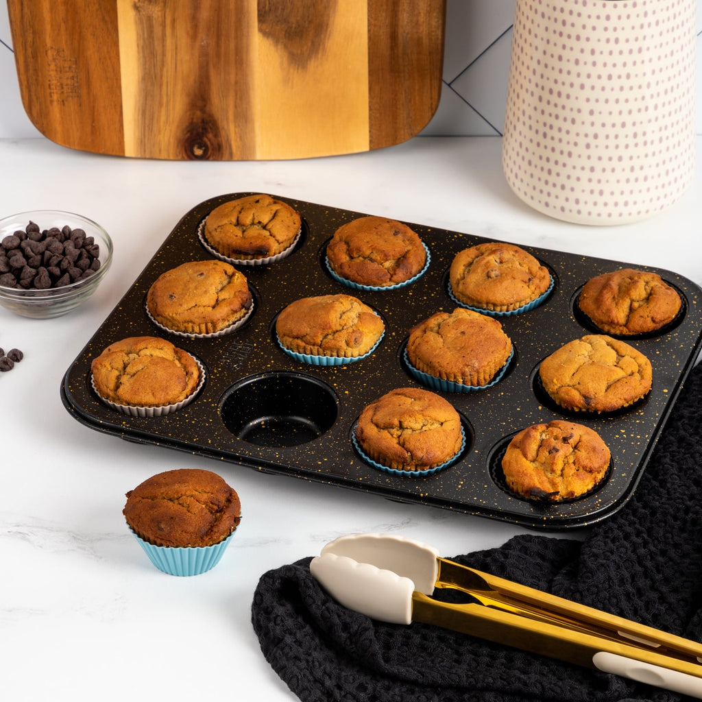 12 Cup Nonstick Muffin Pan with Silicone Baking Cups - Black