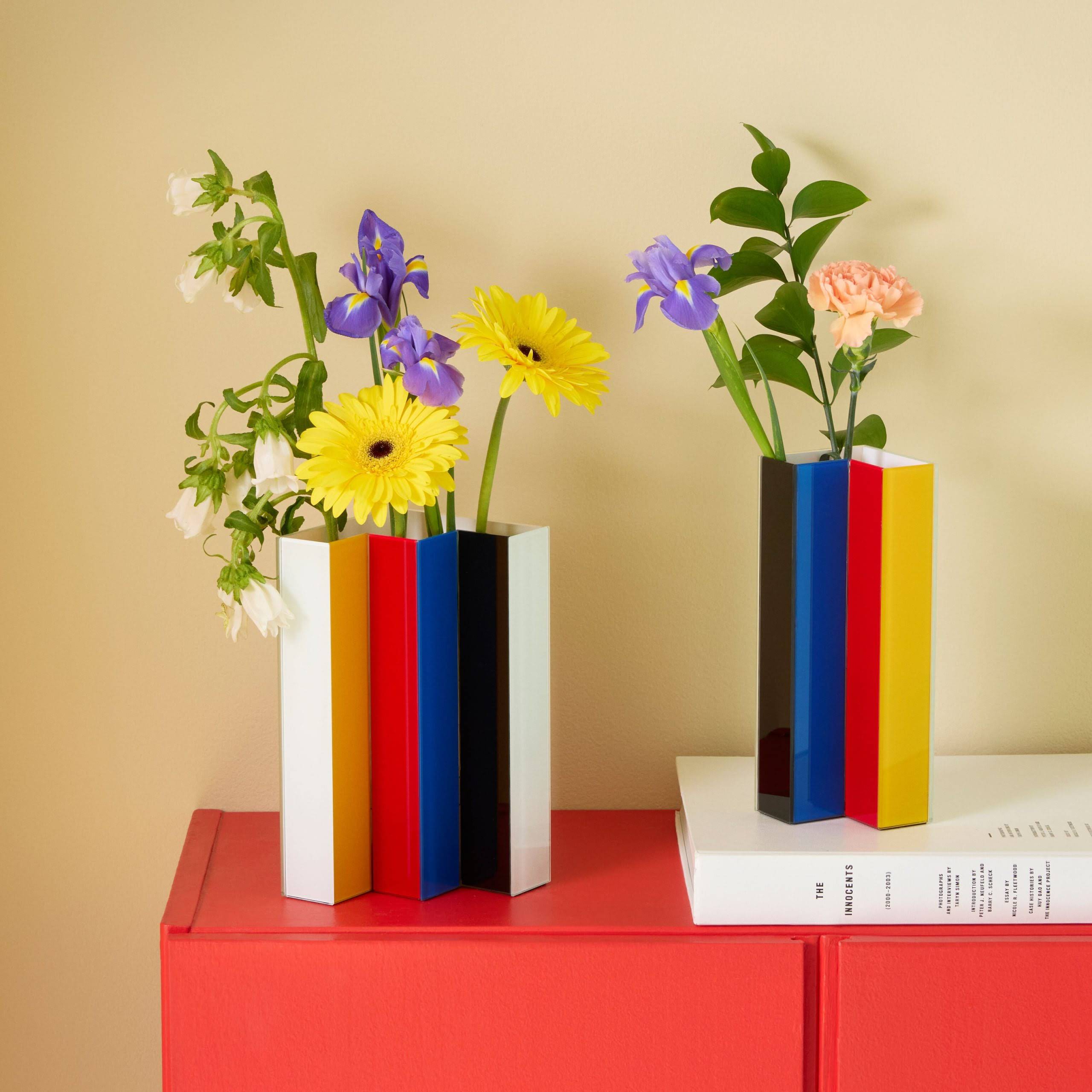 Line-Up Vase