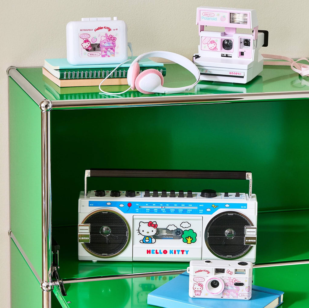 Retrospekt Hello Kitty BX-85 Bluetooth Cassette Player Boombox