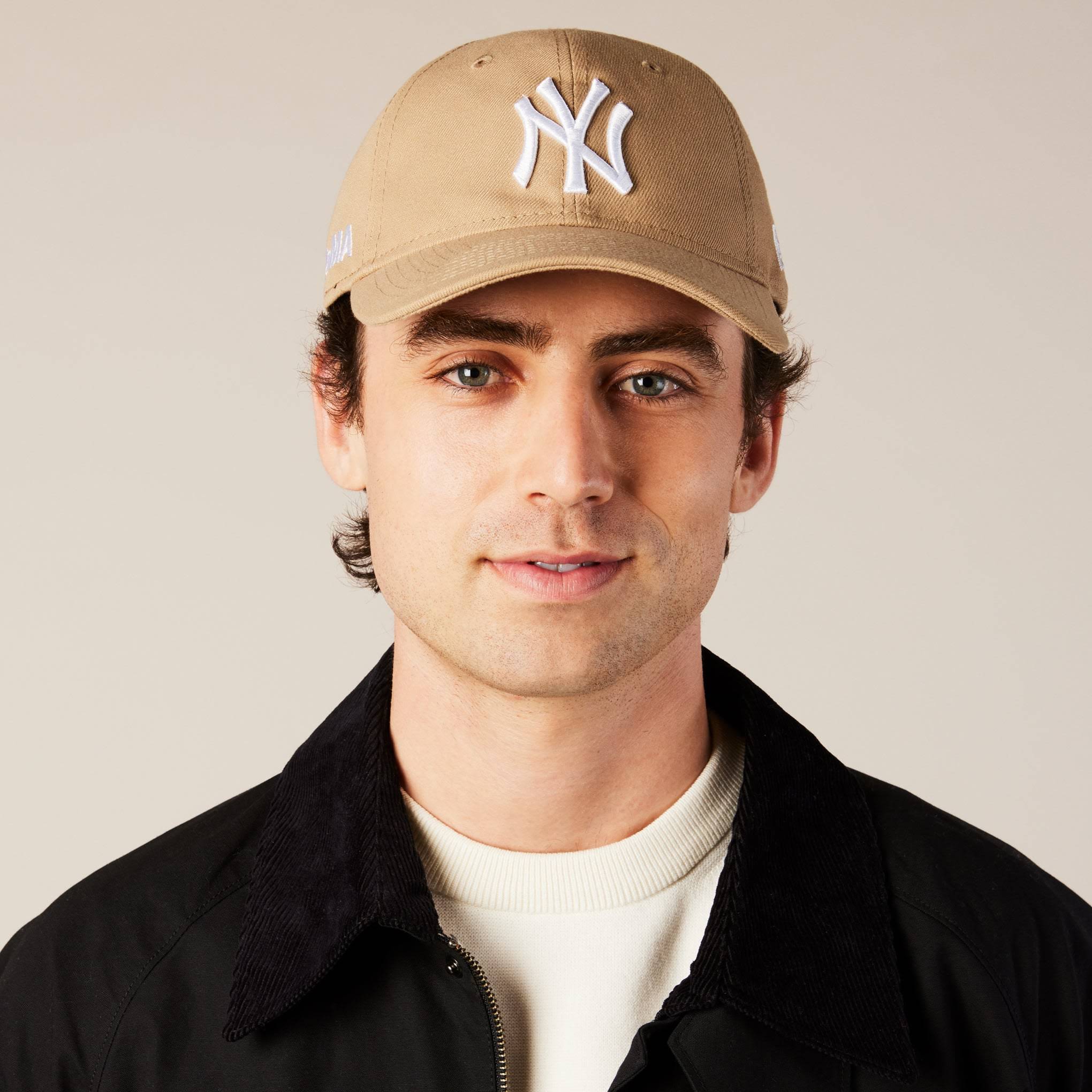 MoMA NY Yankees Adjustable Baseball Cap - Black