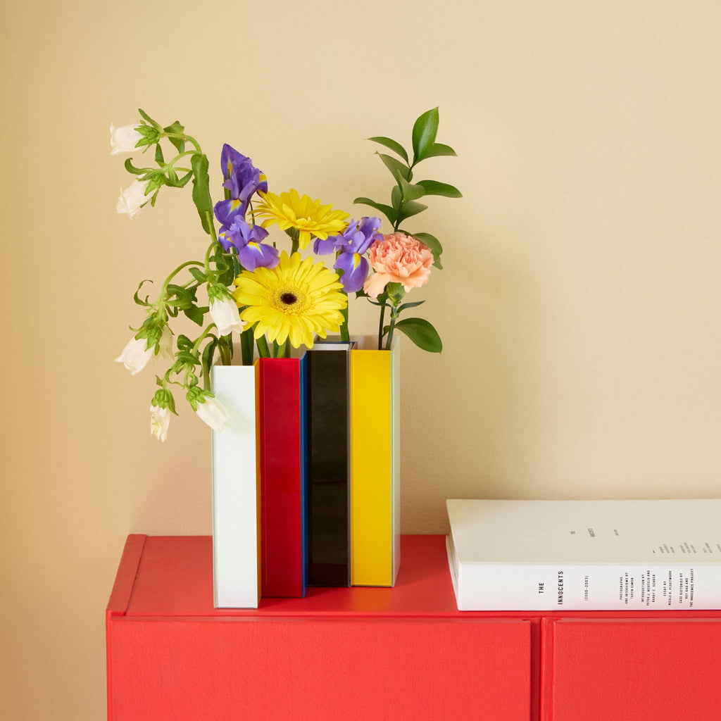 Line-Up Vase