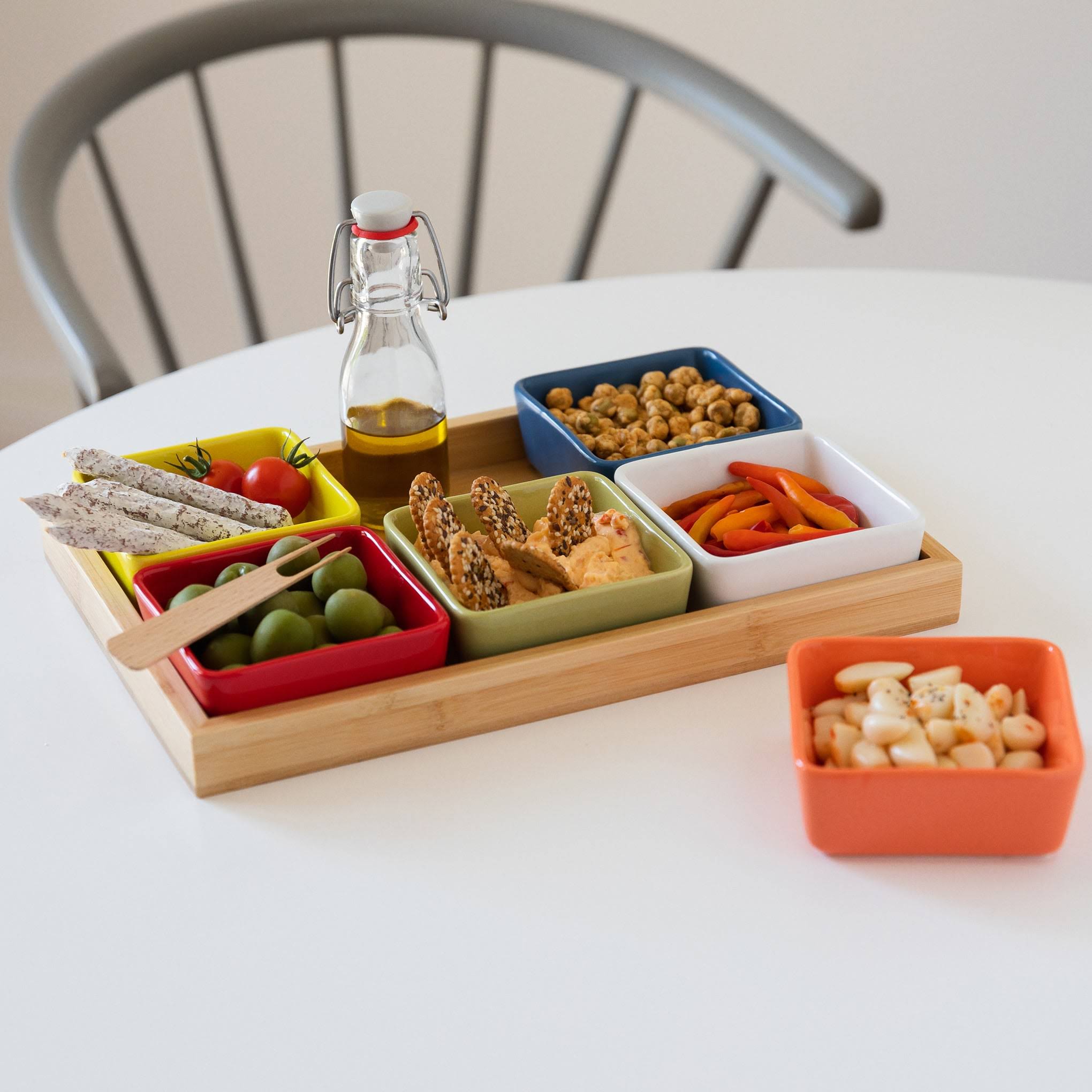 Snack and Serve Tray with Set of 6 Bowls