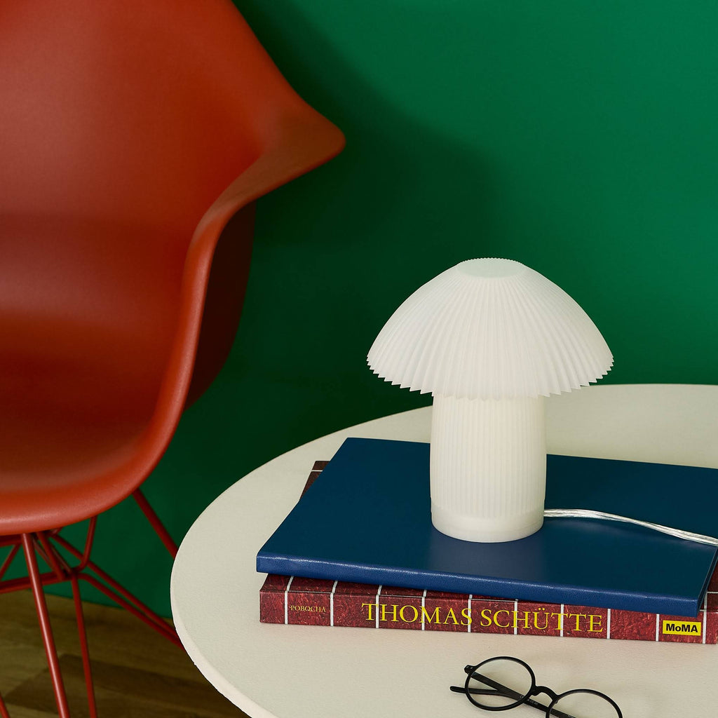 Kinoko Recycled Plastic Table Lamp - White
