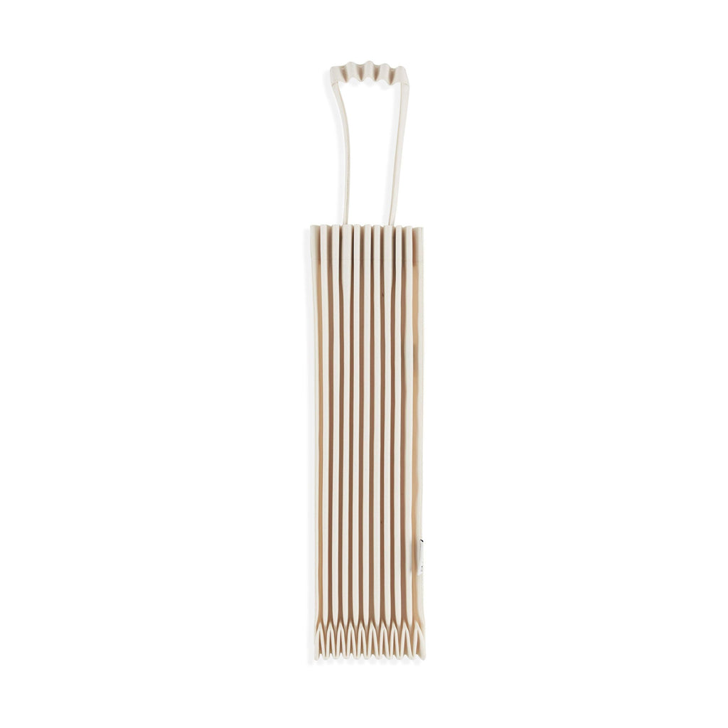 me ISSEY MIYAKE Recycled Polyester Trunk Pleats Bag - Off White