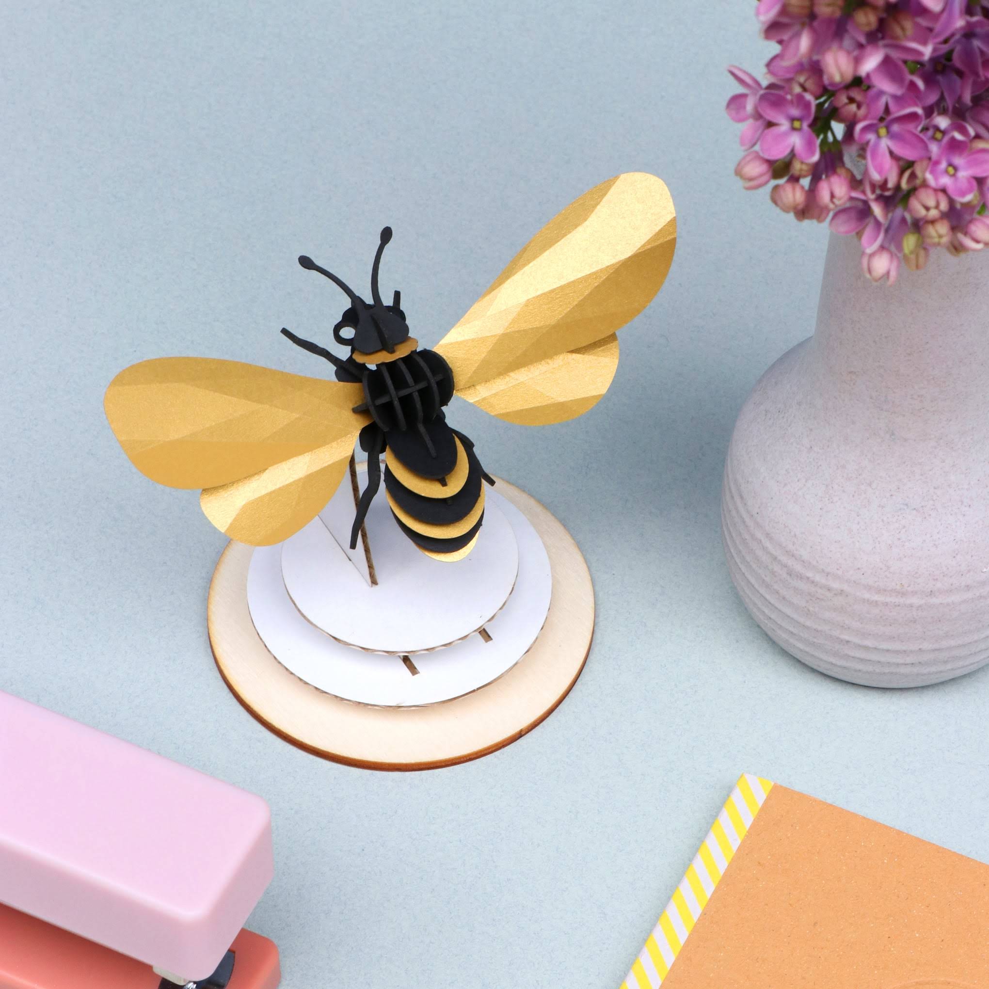 Assembli Shop DIY Reflective Paper Kit - Honey Bee