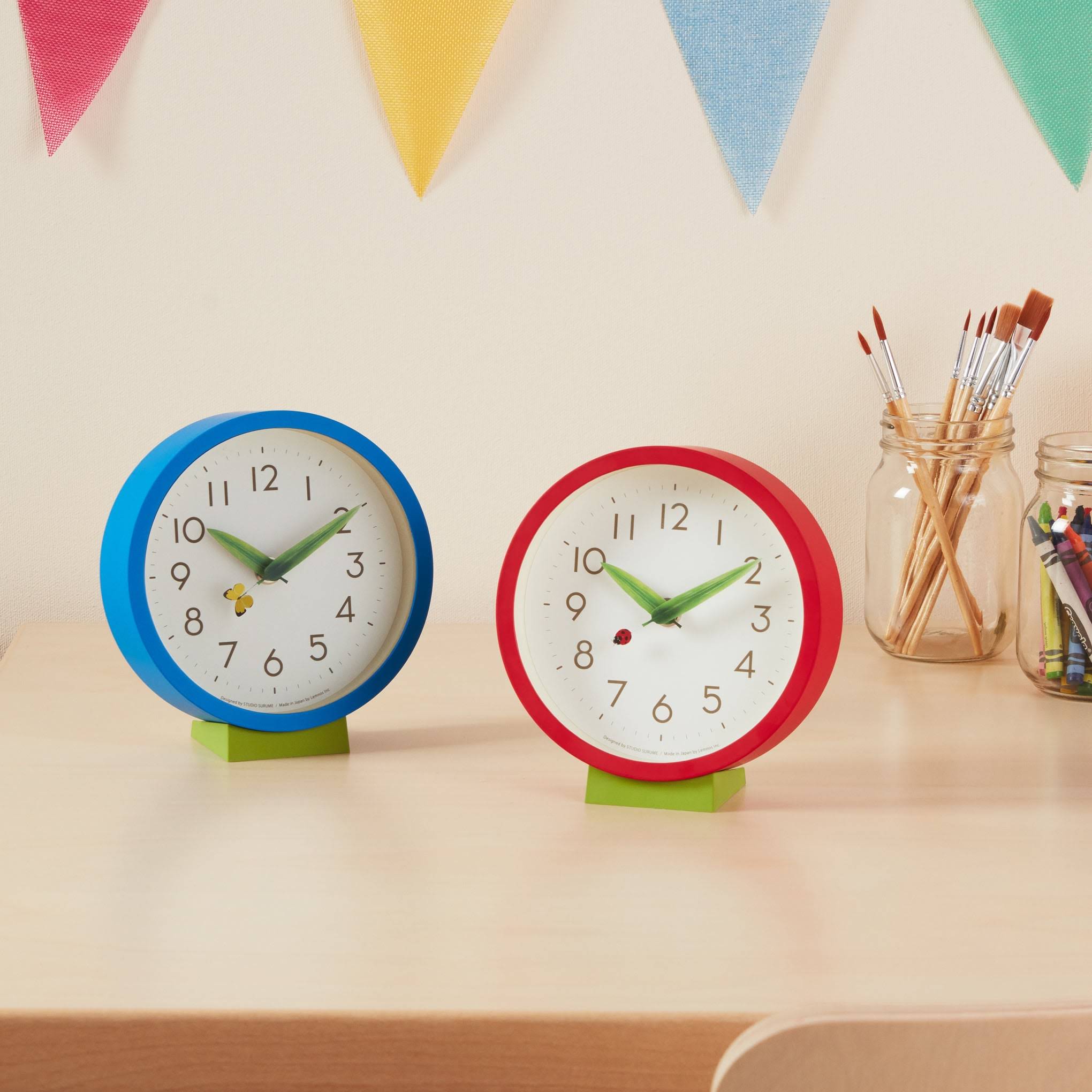 Perch Desk Clock - Red