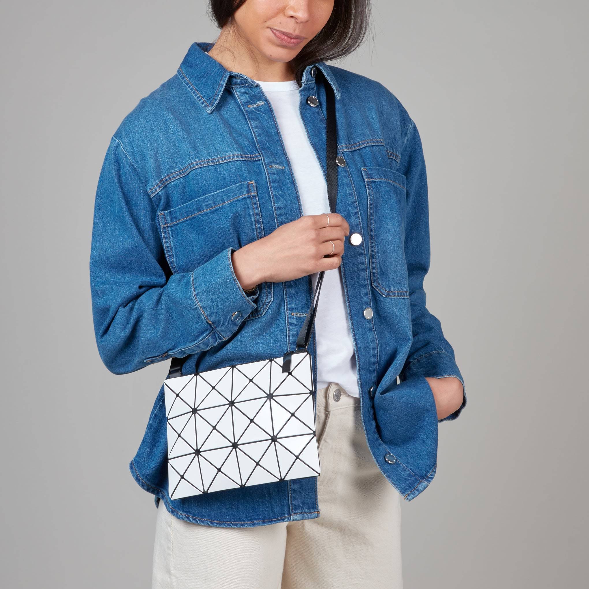 BAO BAO ISSEY MIYAKE Lucent Basic Crossbody Bag - Black