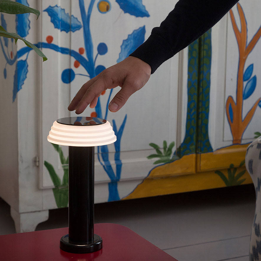 SOWDEN PL1 Portable Lamp - Black/ White