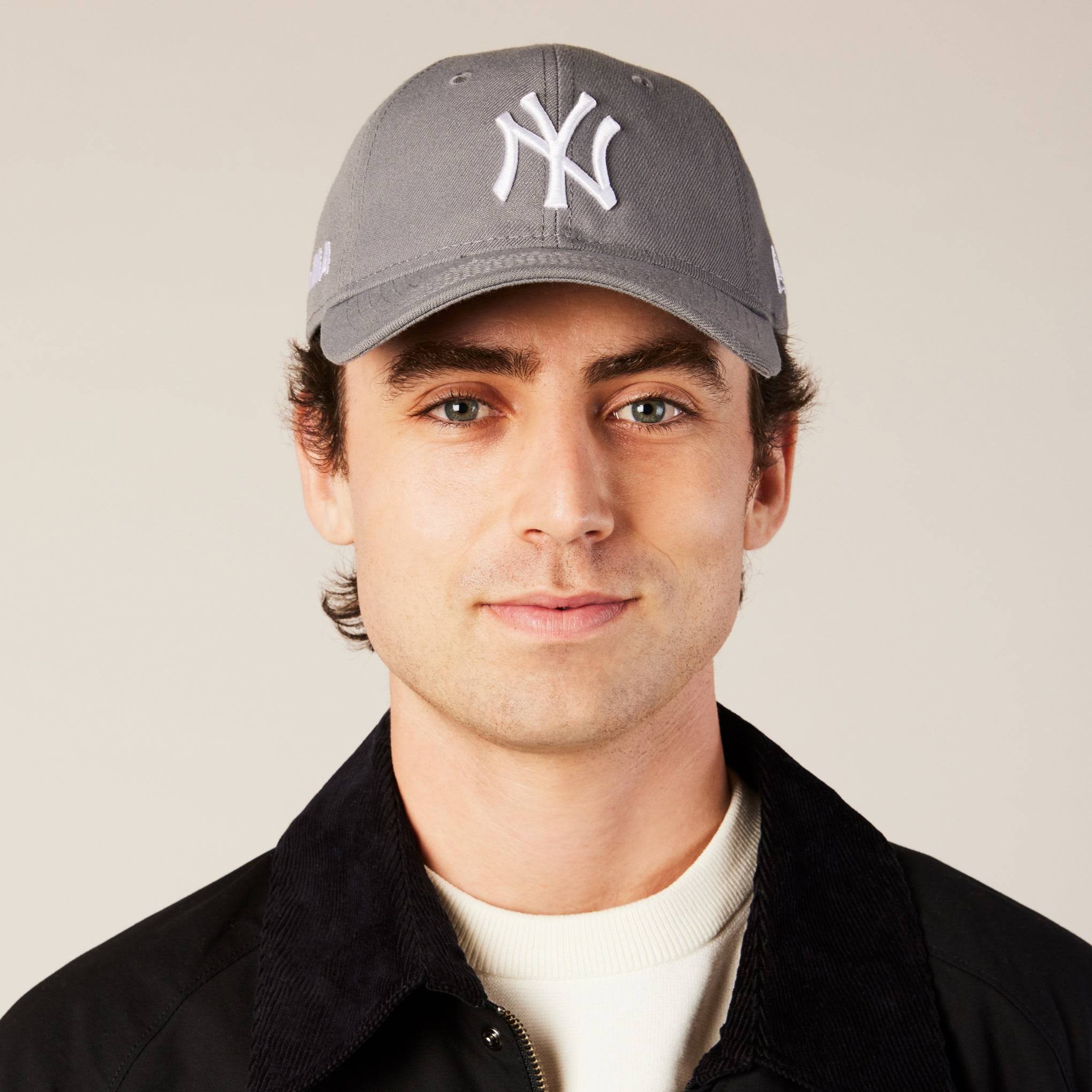 MoMA NY Yankees Adjustable Baseball Cap - Storm Gray
