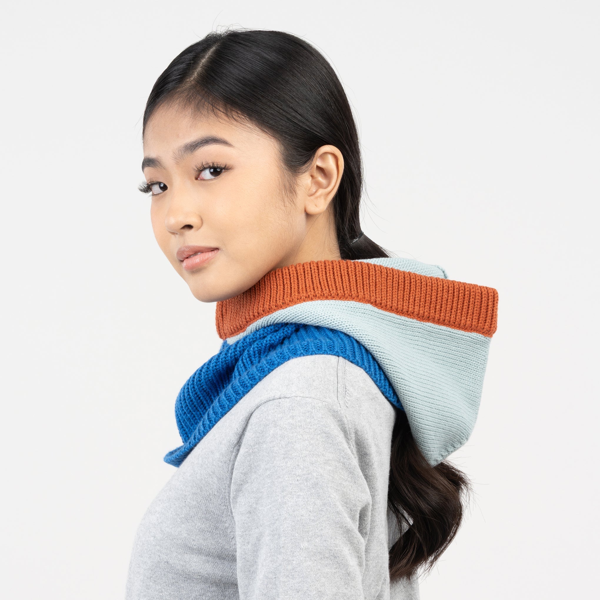 Verloop Color Mix Knit Hood - Cobalt