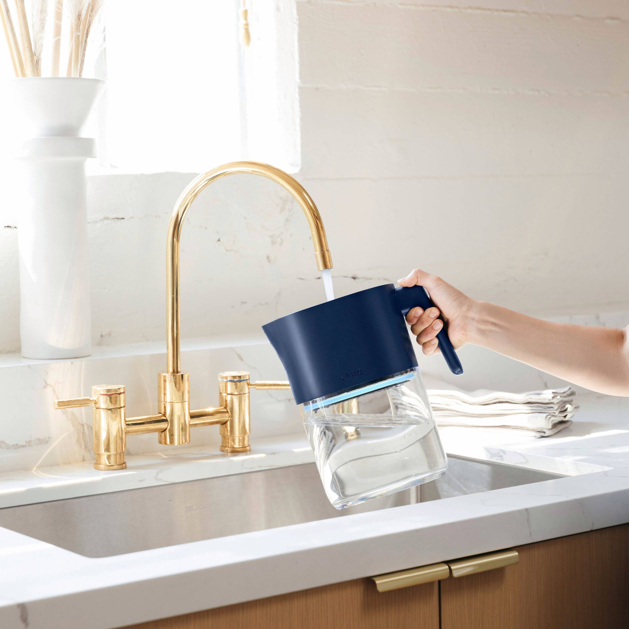LARQ UV Purifying Pitcher - Monaco Blue