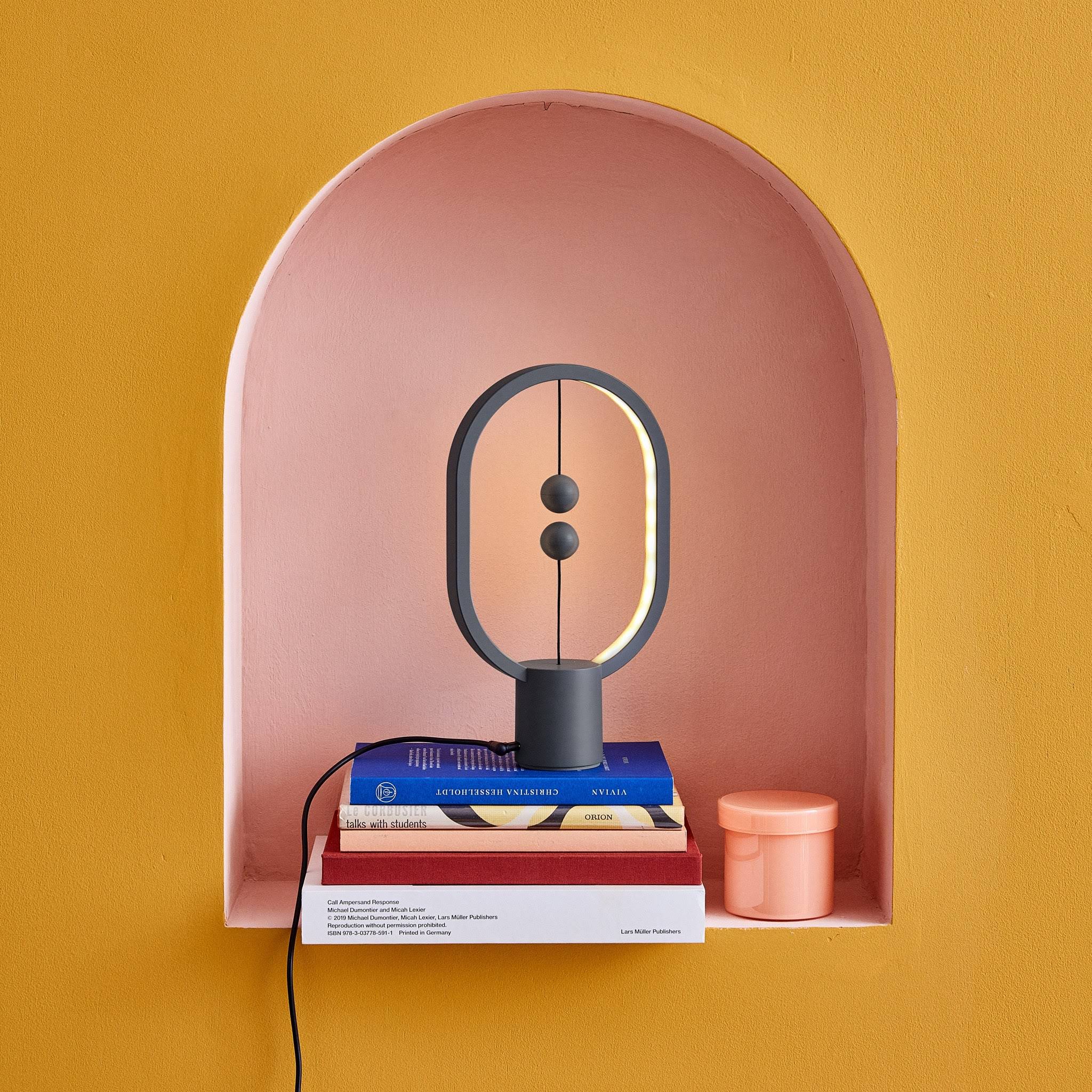 Heng Balance Lamp - Light Wood