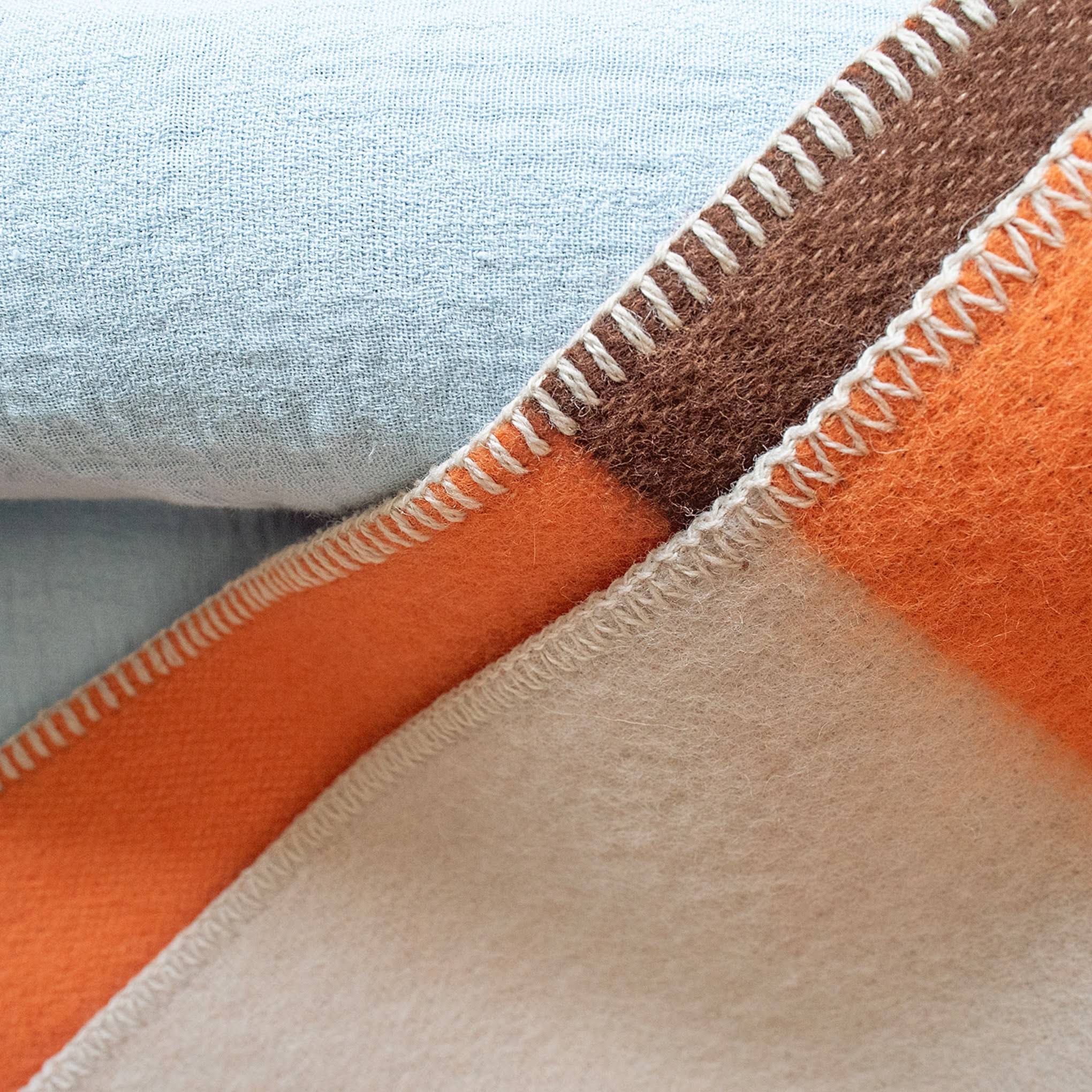 Pop Lambswool Blanket