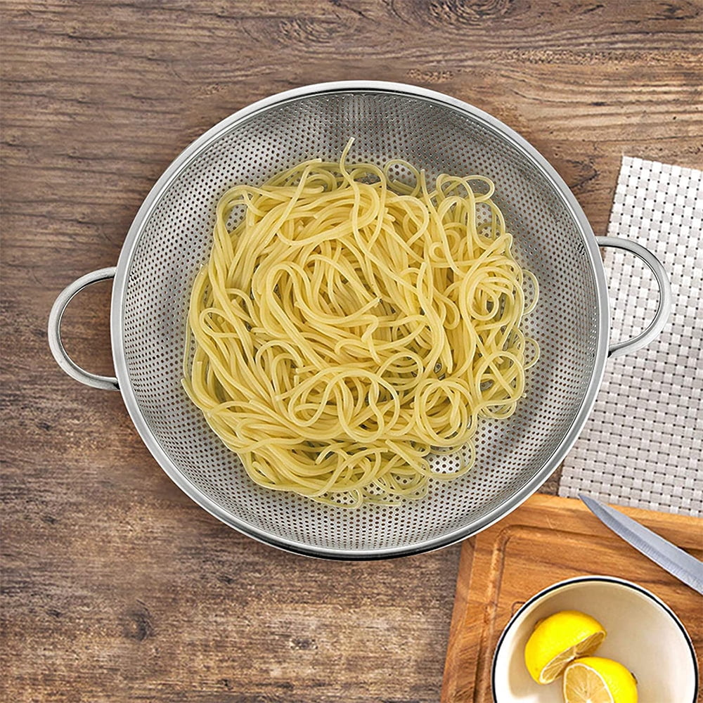 Colander Set of 3, Stainless Steel Micro-Perforated Colanders Strainers for Draining Rinsing Washing, Ideal f...