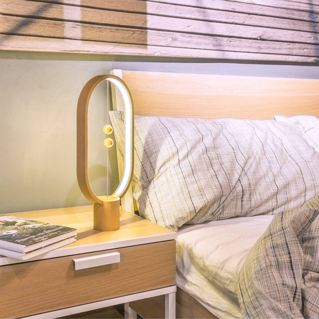 Heng Balance Lamp - Light Wood