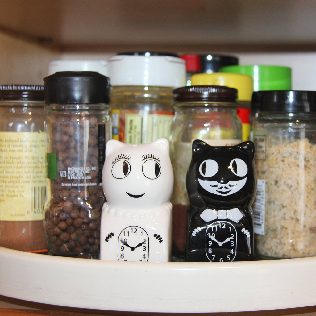 Kit-Cat Clock Salt &amp; Pepper Shakers - Set of 2