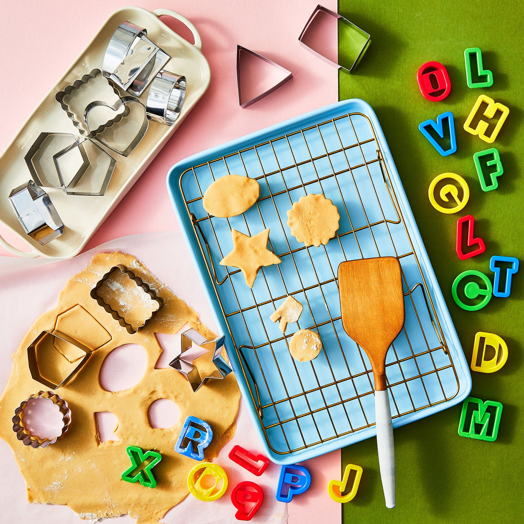 Metal Shaped Cookie Cutters Set, 14 Pieces
