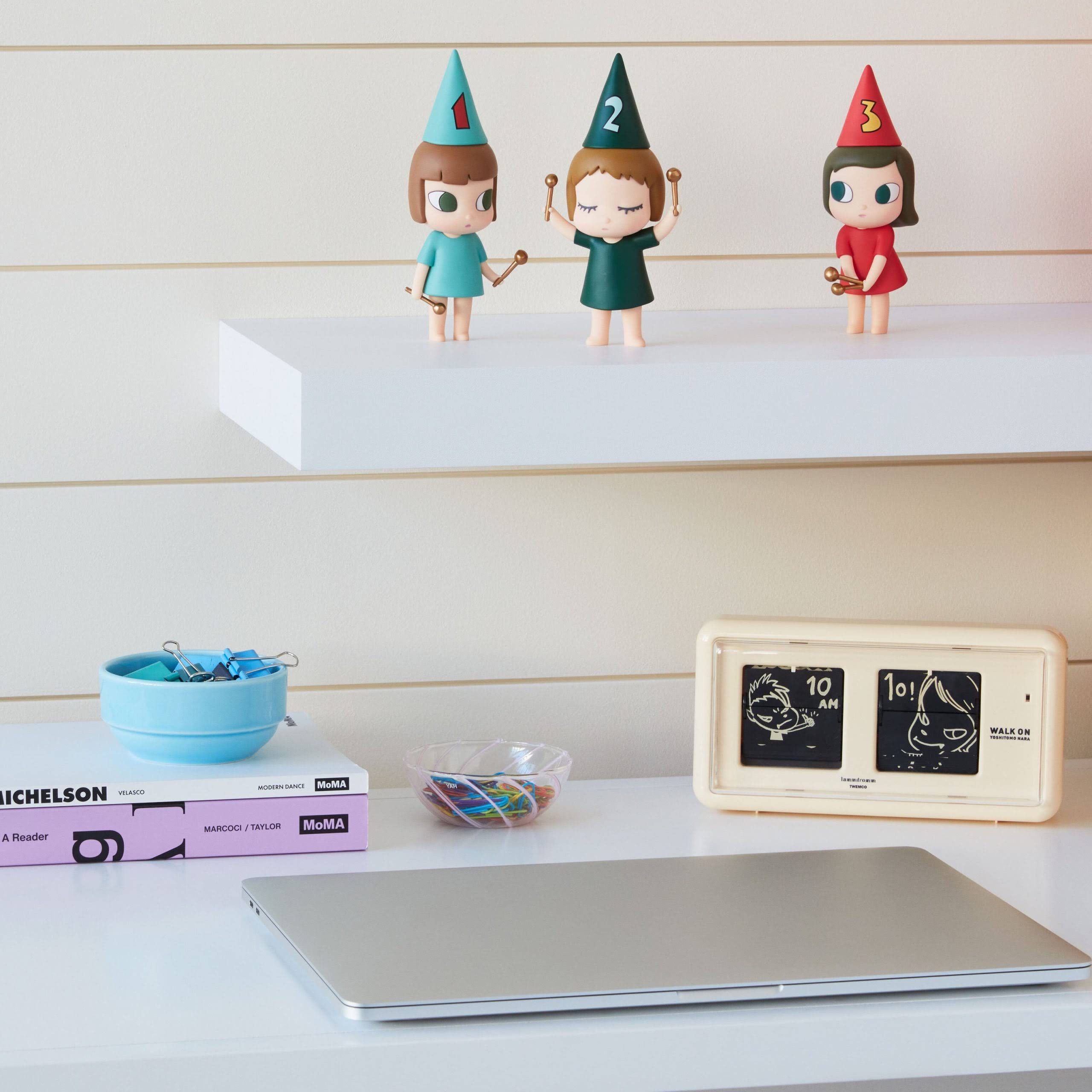 Yoshitomo Nara Walk On Flip Clock - Beige