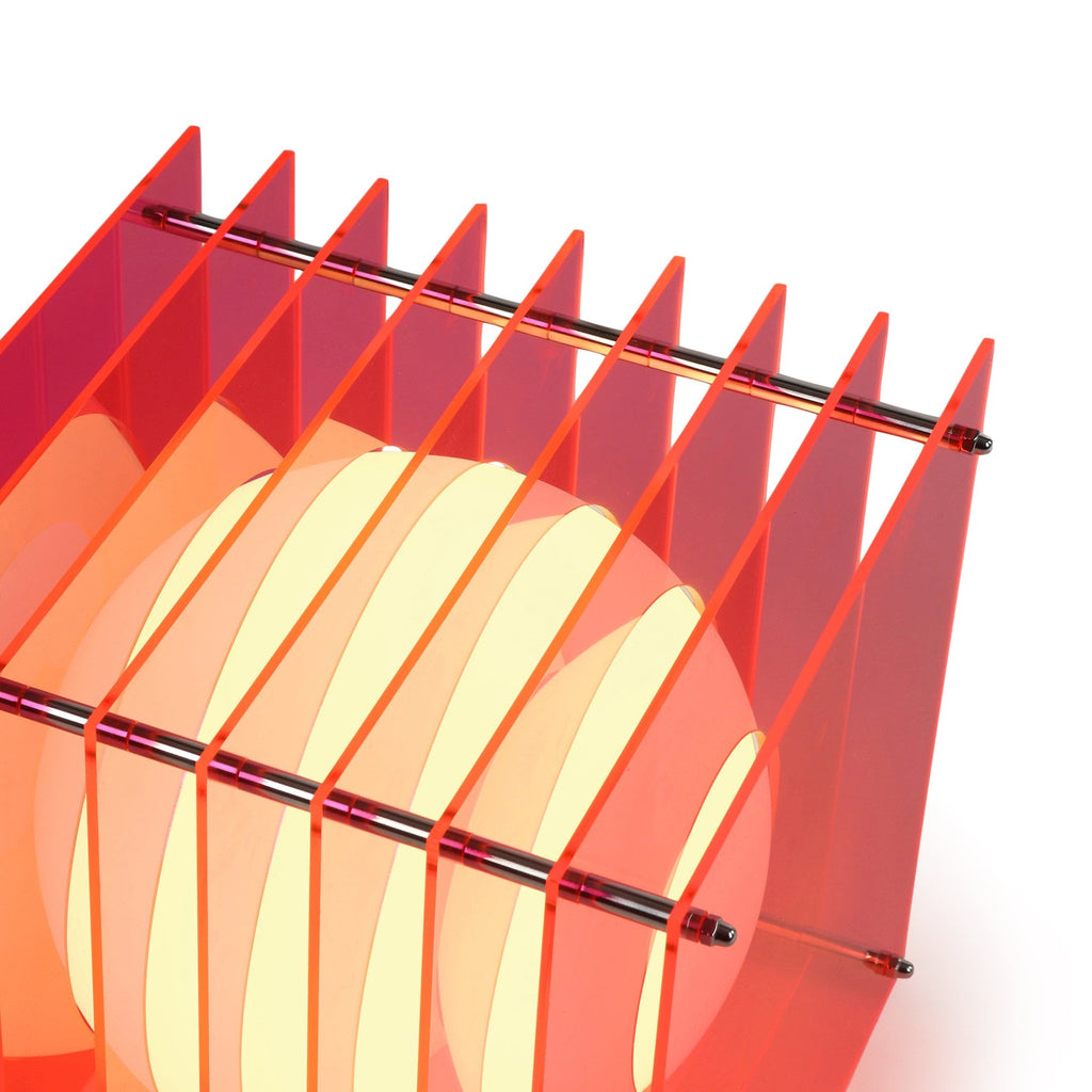 L?p Layers Table Lamp - Electric Pink