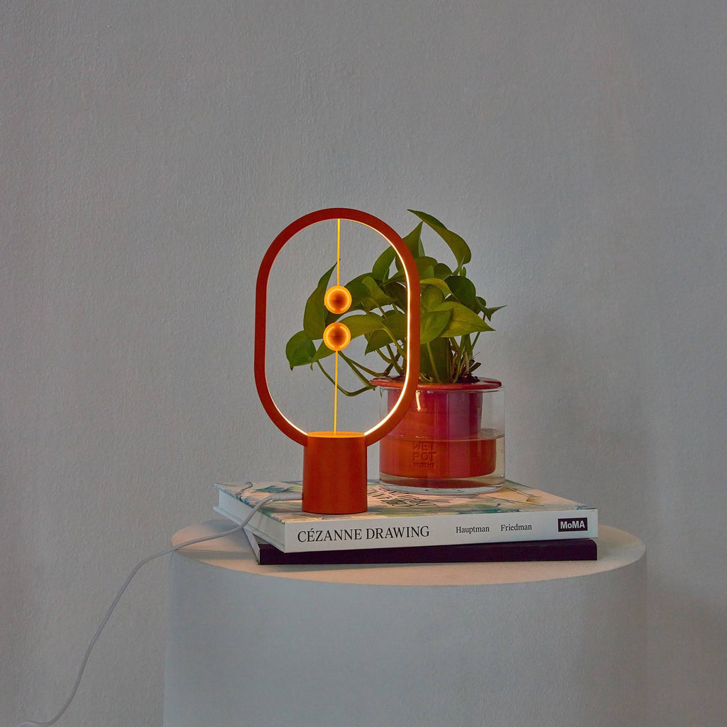 Heng Balance Lamp - Light Wood