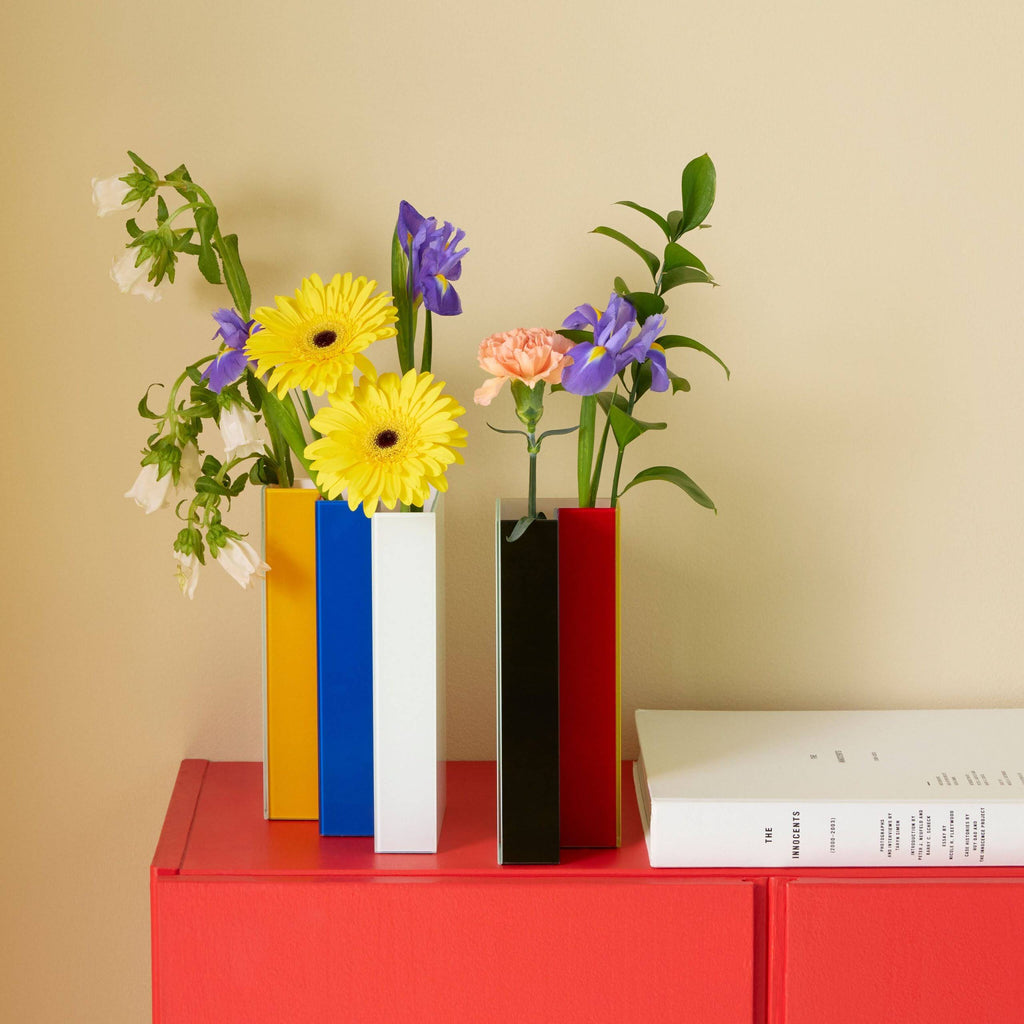 Line-Up Vase