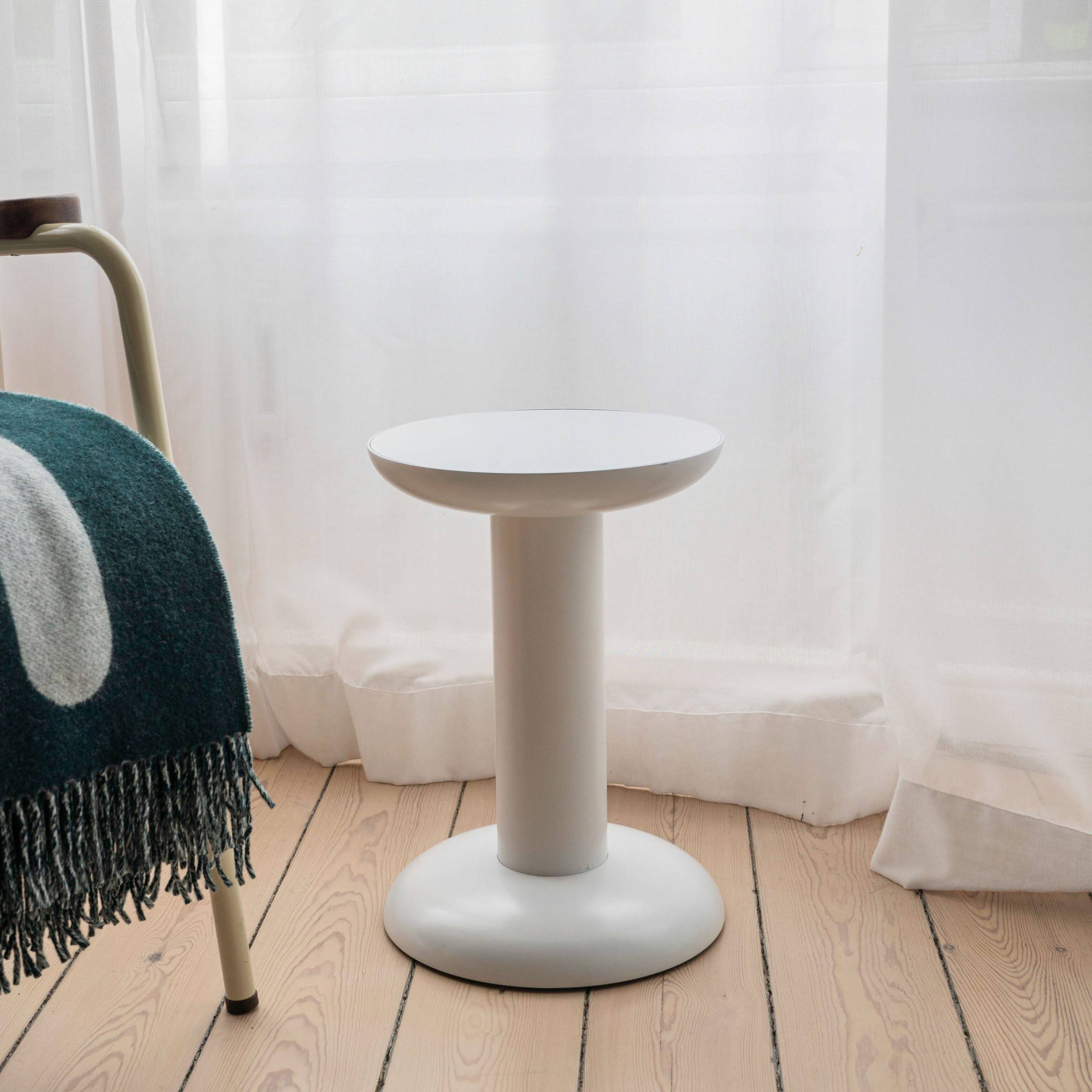 Raawii Recycled Aluminum Thing Stool by George Sowden - White
