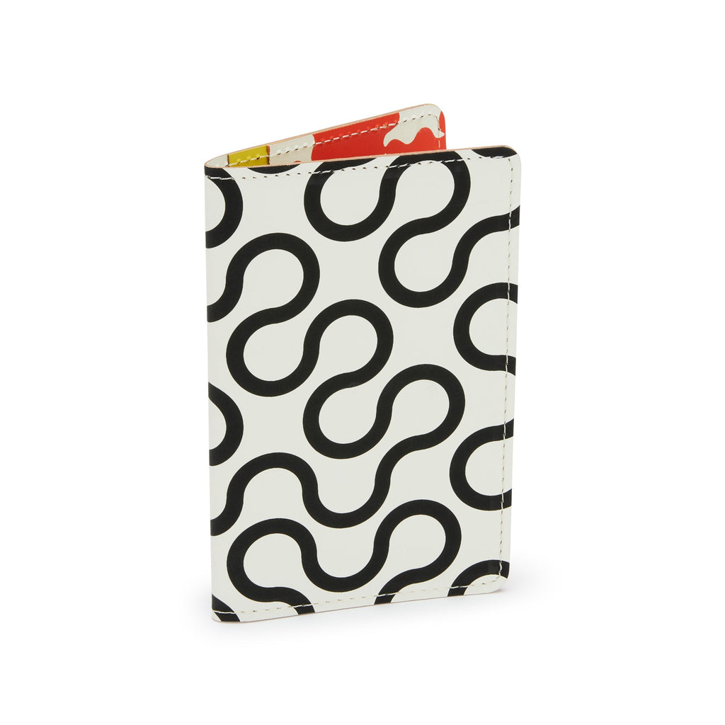 Dusen Dusen Recycled Leather Passport Case - Arc