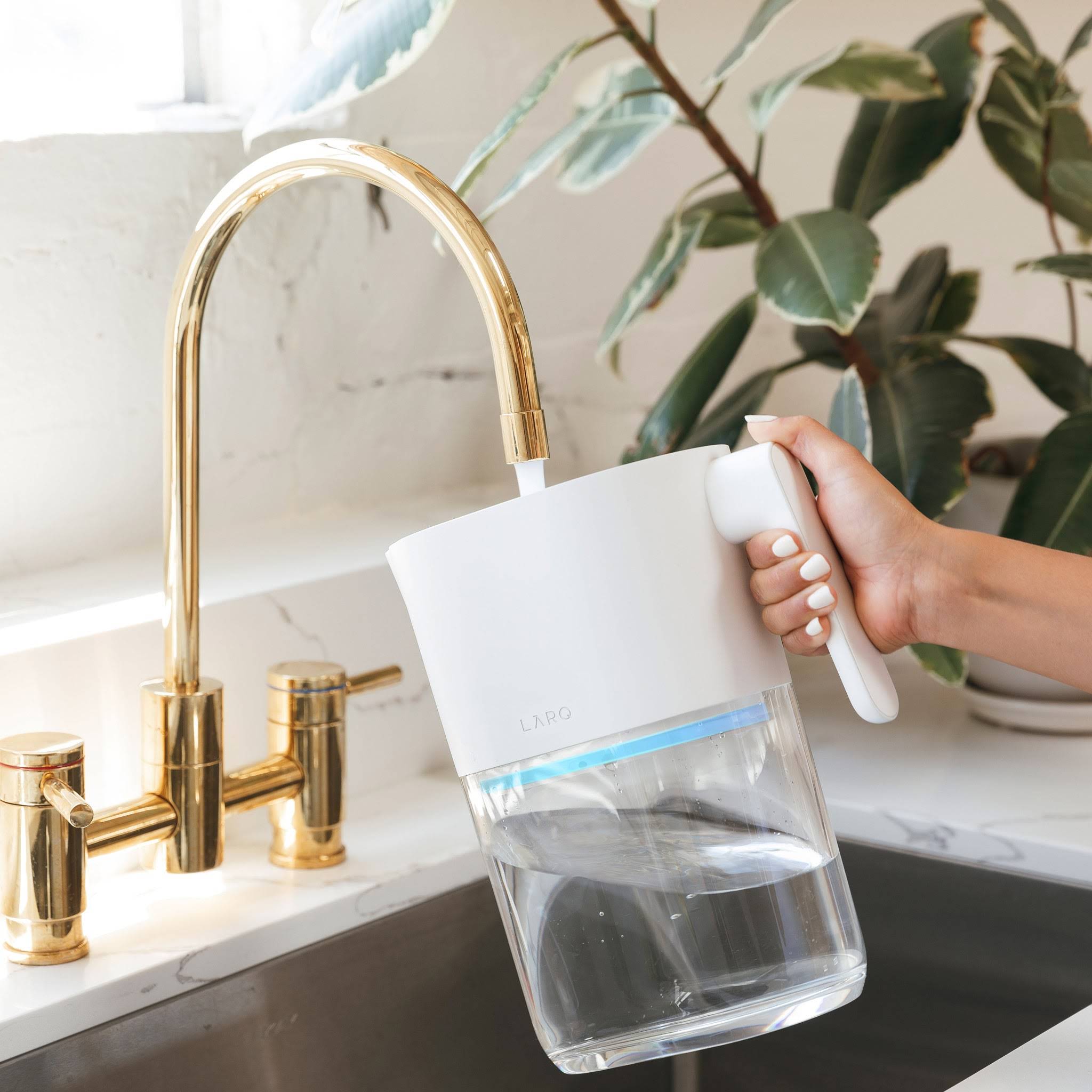 LARQ UV Purifying Pitcher - Granite White